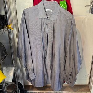 Calvin Klein Men's Button-Down Shirt in Gray